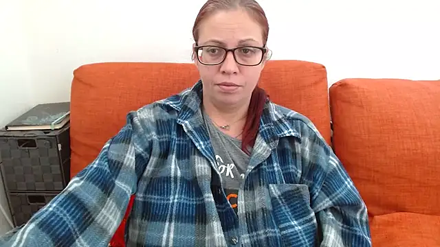 LadyHellene Chat XXX live