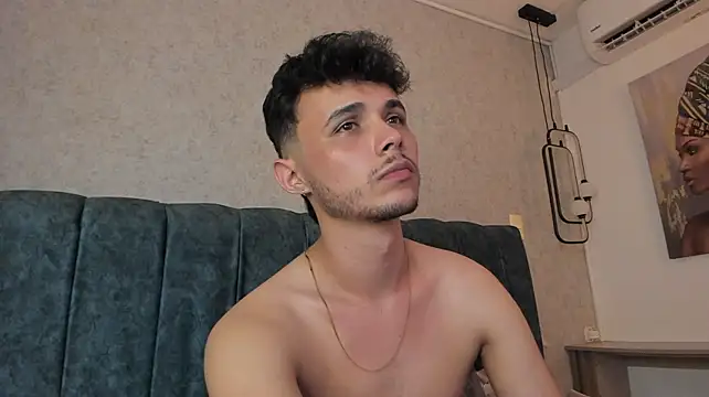 Chat XXX ao vivo de Alhan_Twink