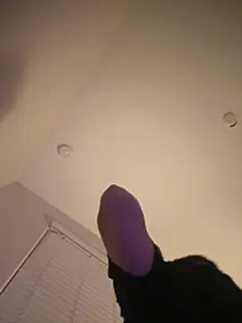 Gueggguguwrroop Show in webcam