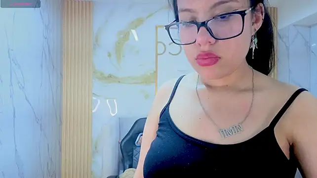 Luana_s 现场XXX聊天