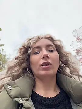 Crazy-Rosa live XXX chat