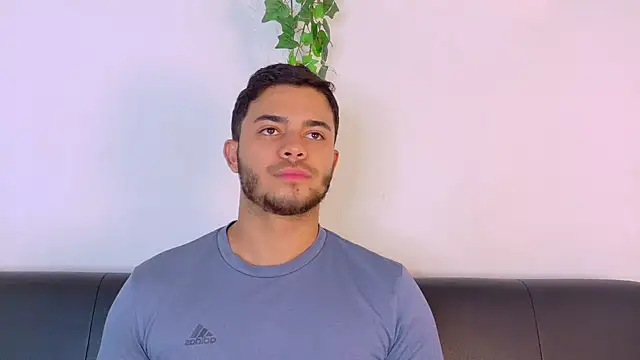 TylerWest_'s Live XXX Chat