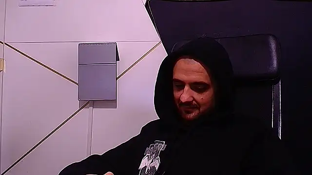 Chatroom XXX en direct de JamesMyerss