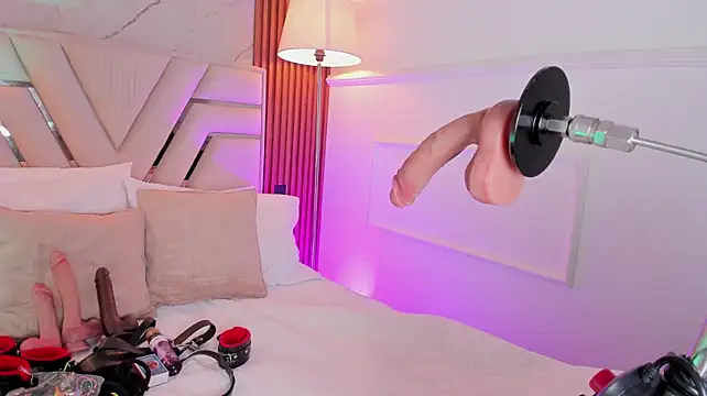 Giialove's Live XXX Chat