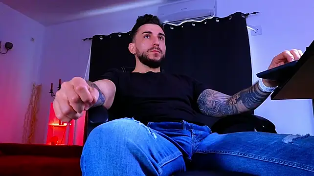 دردشة MightyAaron66 الجنسية المباشرة