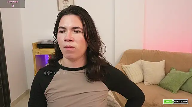 Erelisstrip élő XXX-chatje