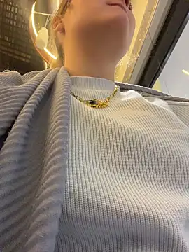 AdelRich live XXX chat