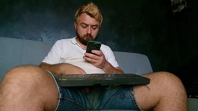 Chat XXX ao vivo de CLOUDYMarkWayne