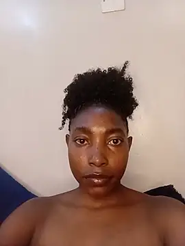 holipot78's Live XXX Chat