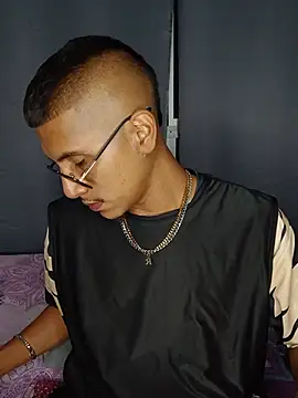 Hard_brown03 Live XXX-Chat
