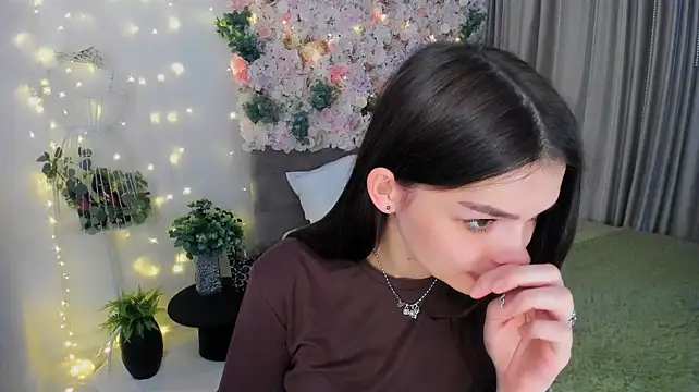 Chat XXX en directo de ContinentOfTranquility