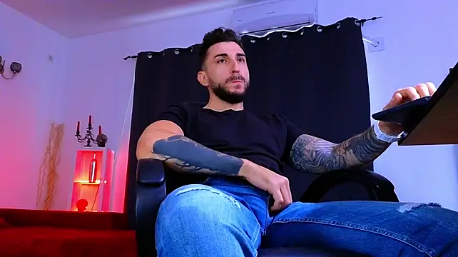 XXX chat uživo modela MightyAaron66