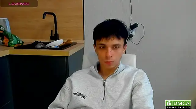 Clark_Day Adlı Modelin Canlı XXX Sohbeti