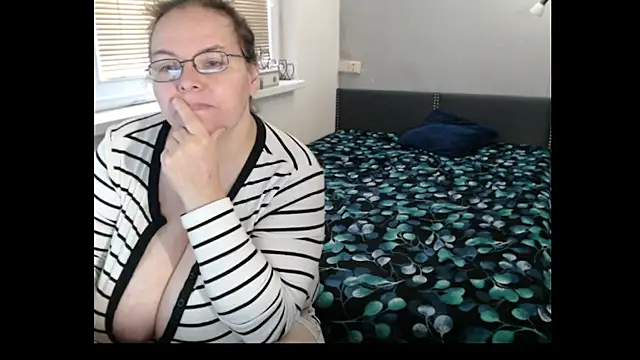 Sweetboobs Live XXX-Chat