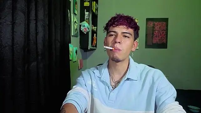 MikeyKuro 라이브 XXX 채팅
