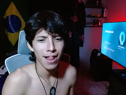 AvenaBoy's Live XXX Chat