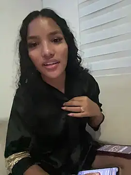แชท XXX สดของ ScarlettRooseX