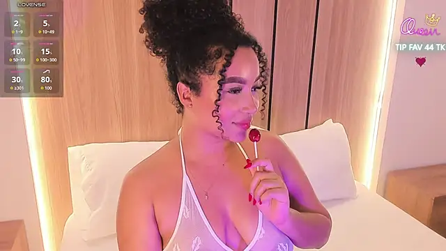 cloe_25's Live XXX Chat