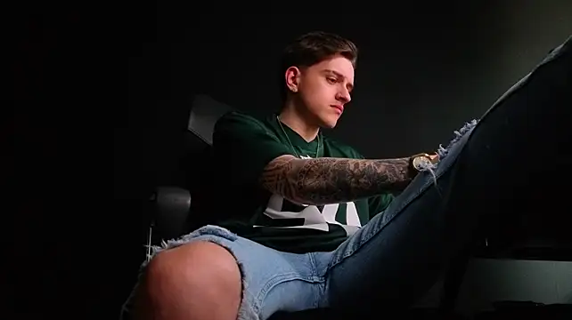 FelixStarkk – Naživo XXX chat