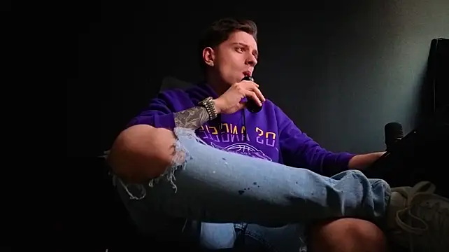 XXX chat uživo modela FelixStarkk