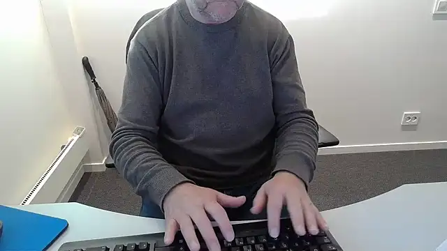 Buggemannn Live XXX chat