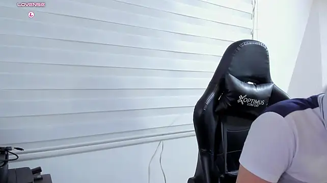 Rick_Adams XXX чат на живо