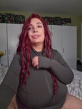 צ'אט XXX בשידור חי של GoldCurves