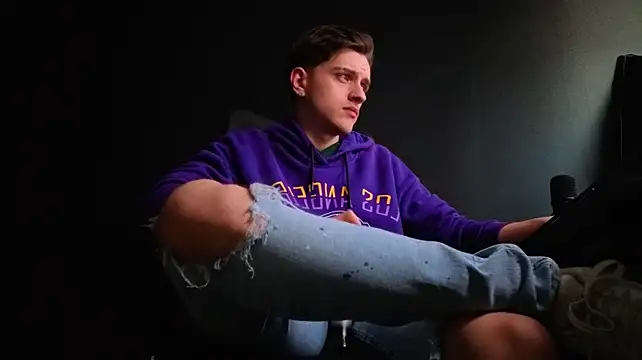 Czat XXX na żywo – FelixStarkk