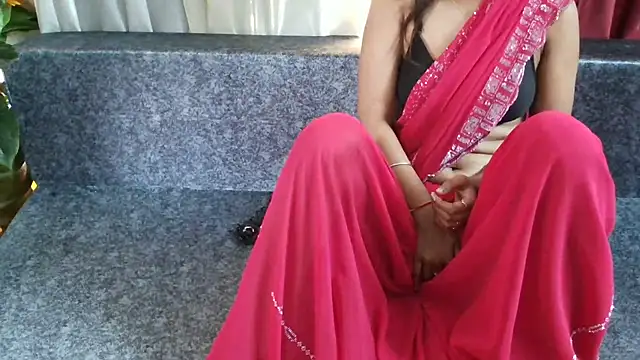 wild_saanvi Chat XXX in diretta
