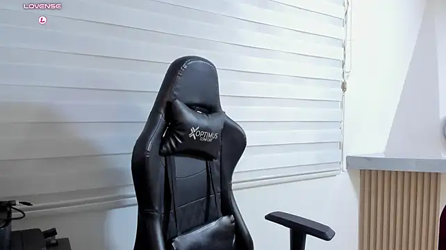 Chat +18 de Rick_Adams ao vivo