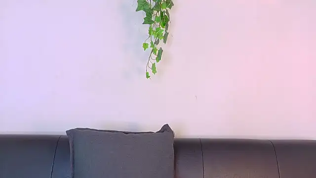 הופעת וובקאם של TylerWest_