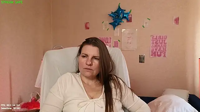 Mirabelle_Velvet Chat XXX in diretta