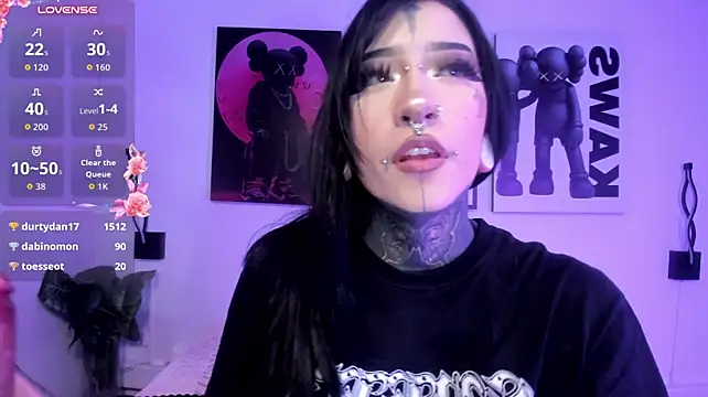 Kat_VonDe Live XXX-Chat