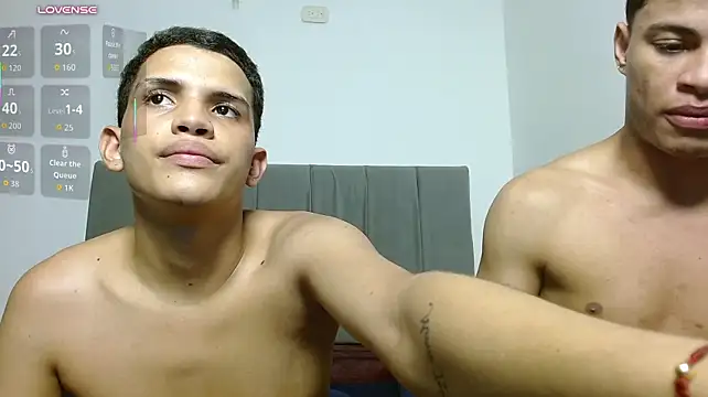 Jose_And_Daniel – Live XXX-chat