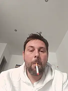 broots91's Live XXX Chat
