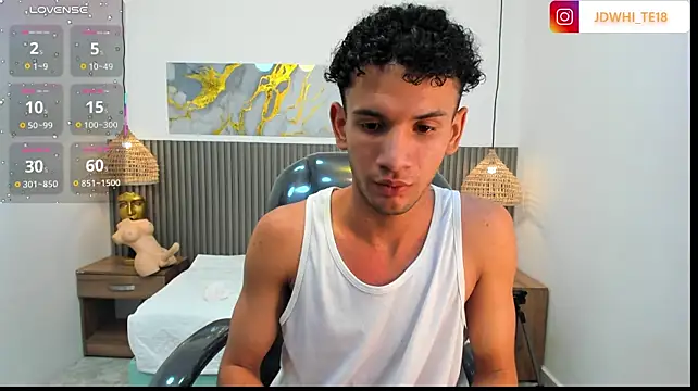 JDWhite18n Live XXX chat