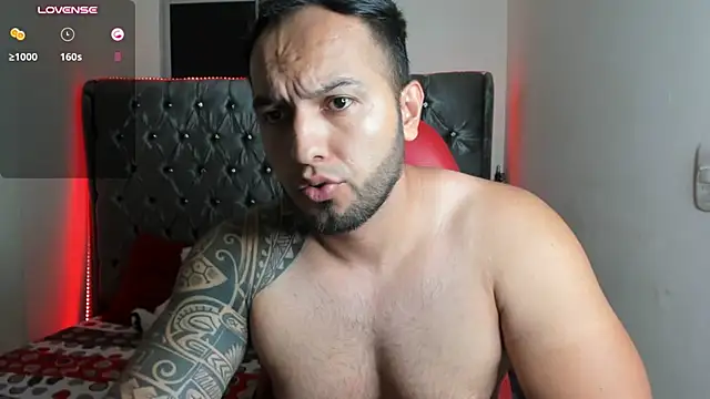 mrloganfuck1's Live XXX Chat