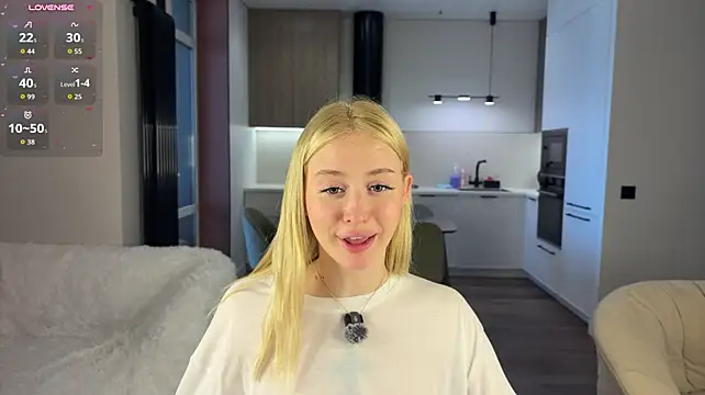 LumiyaSunny's Live XXX Chat