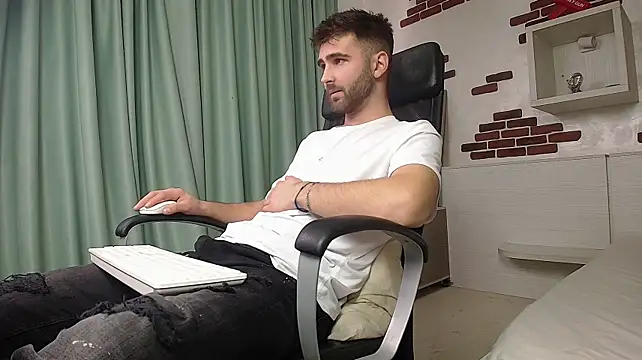 KyloEast's Live XXX Chat