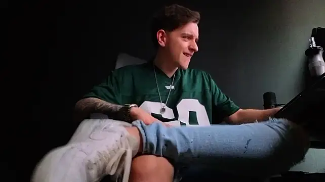 FelixStarkk Chat XXX live