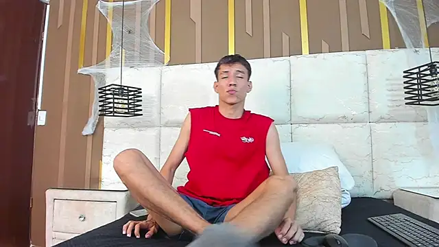 GaelFlynn live XXX chat