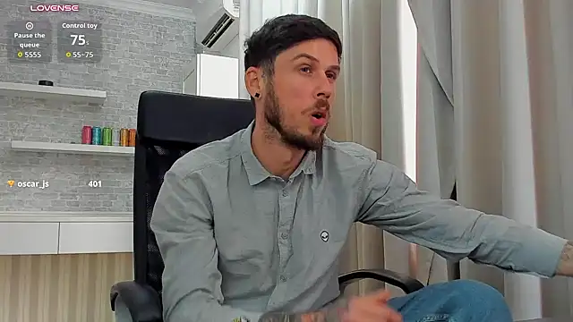 XXX chat uživo modela JonahShaw