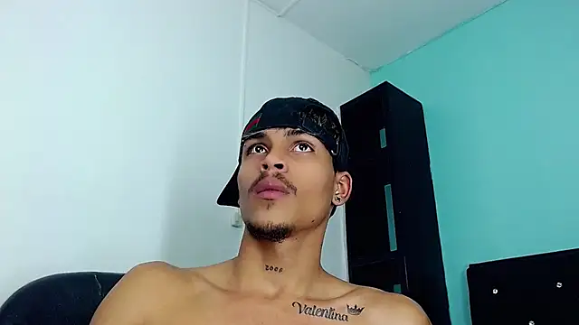 Angel_foxc13 现场XXX聊天