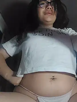 LilyRouse_ Adlı Modelin Canlı XXX Sohbeti