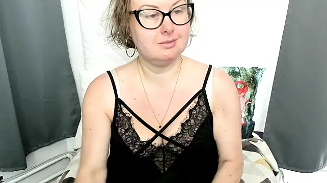 dirtyBonnie 现场XXX聊天
