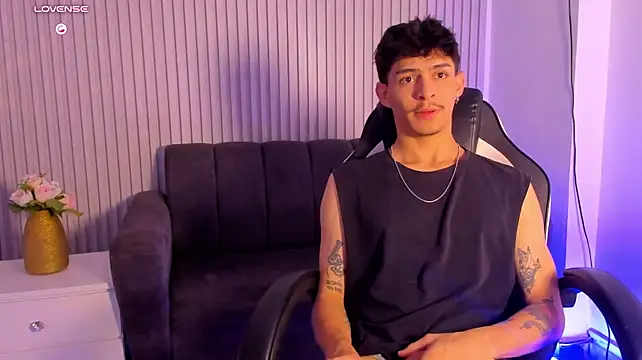 Chat +18 de _IanLark ao vivo