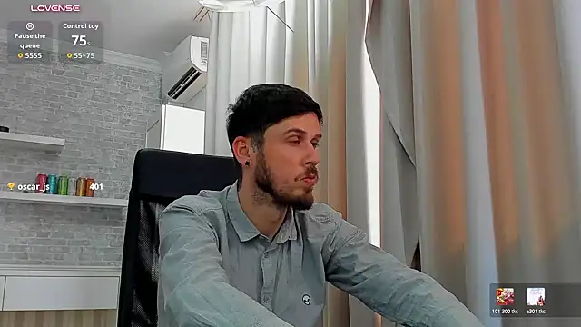 Chat XXX ao vivo de JonahShaw
