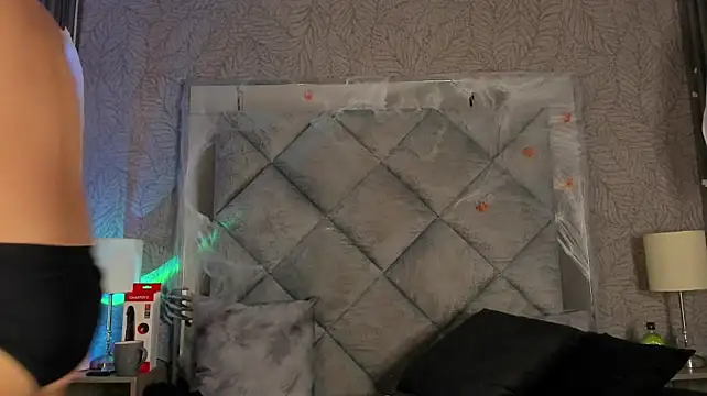 Hassbyd Live XXX Chat