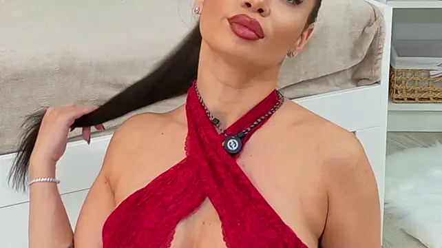 RubyLuxee XXX чат на живо