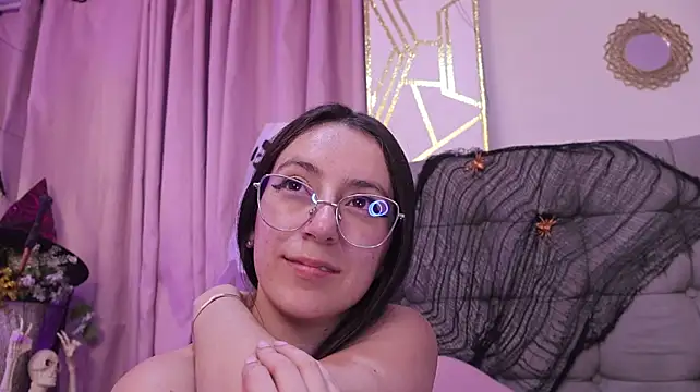 Sweet_Sammy_'s Live XXX Chat